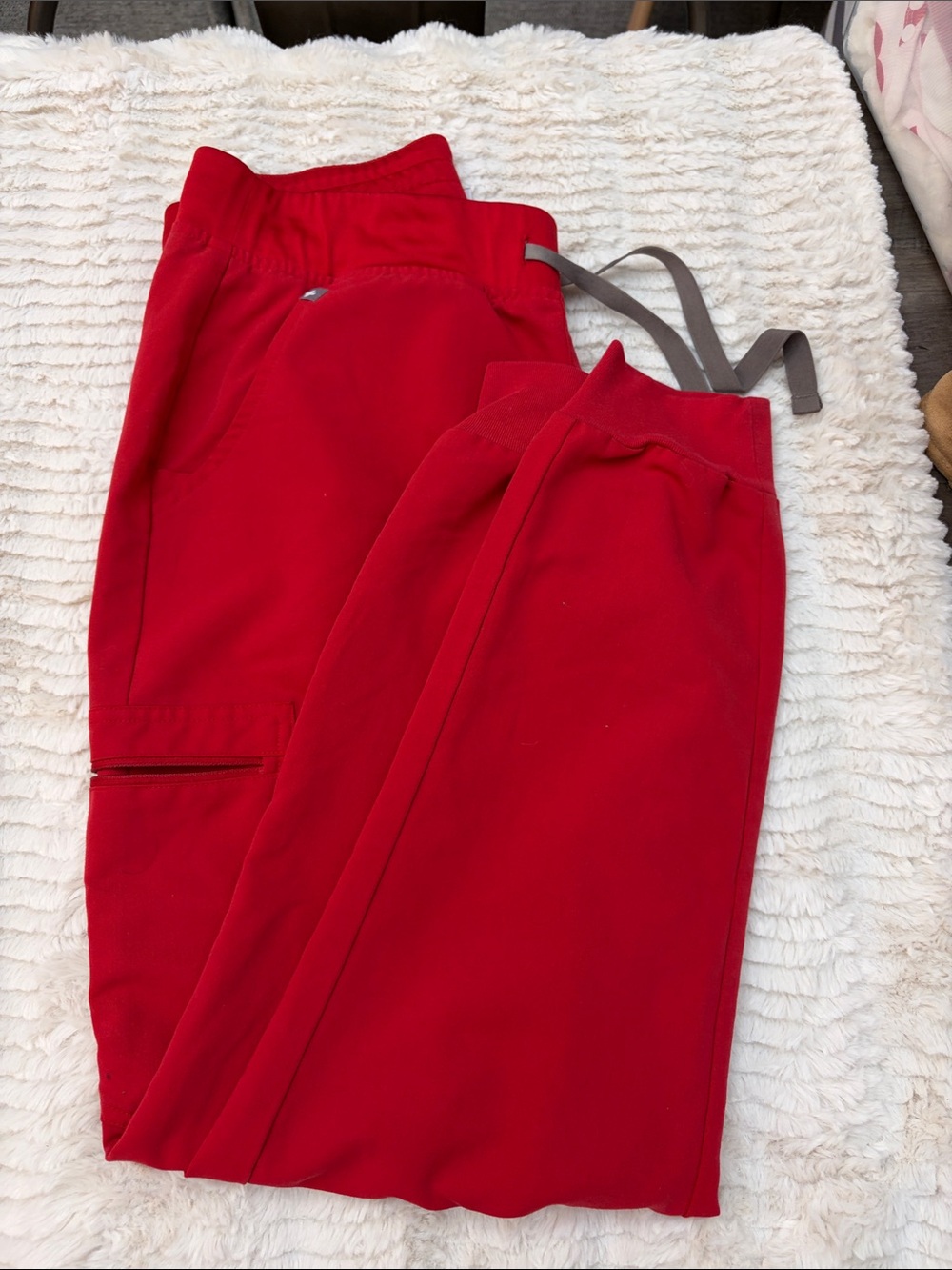 Figs Women's Red Scrub Pants